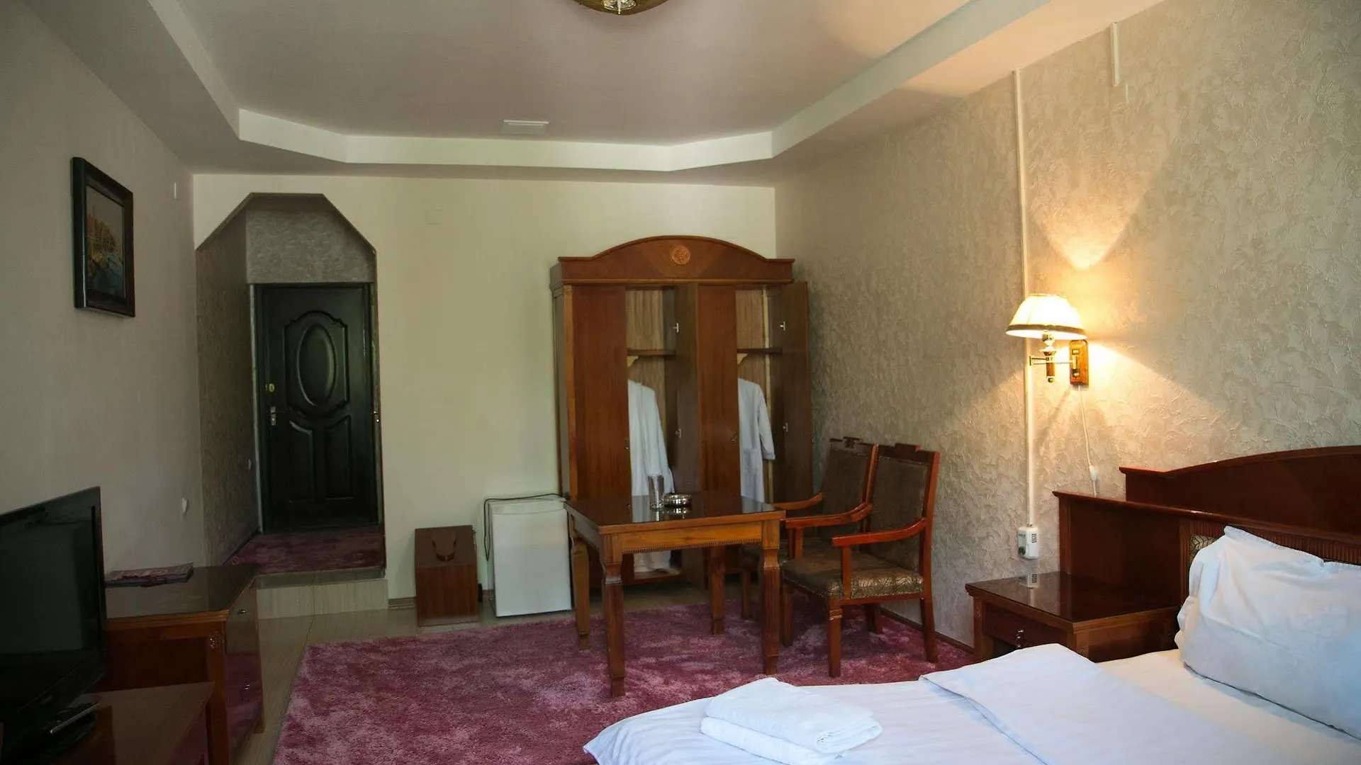 Qazybek Hotel Almaty