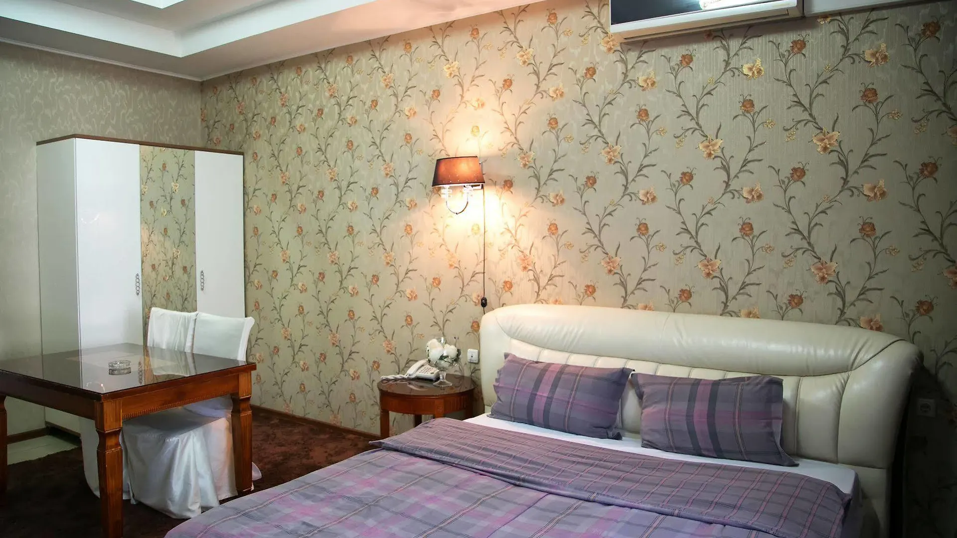 Qazybek Hotel Almaty