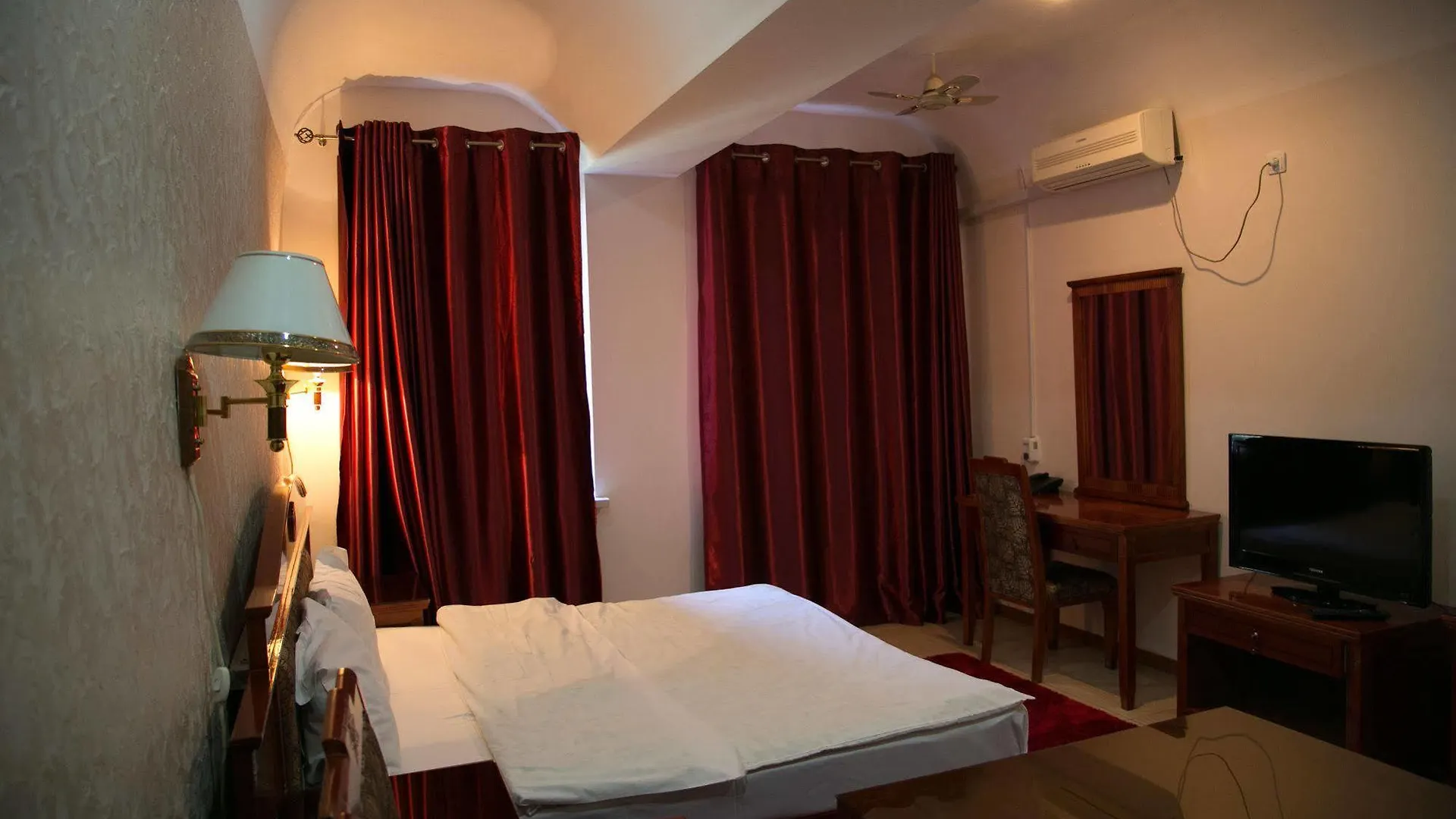 Qazybek Hotel Almaty